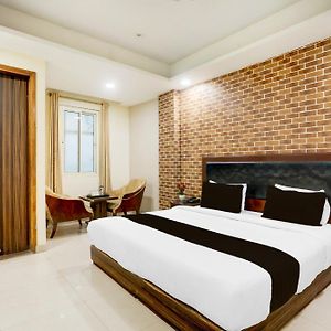 Collection O Mahipalpur Road No 4 Formerly Hotel Shubh